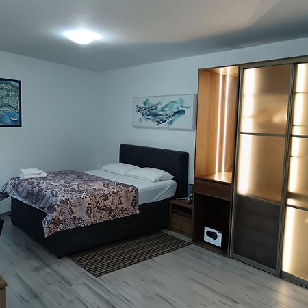 Faveria Apartments Amphitheater With Free Parking Pula Bagian luar foto